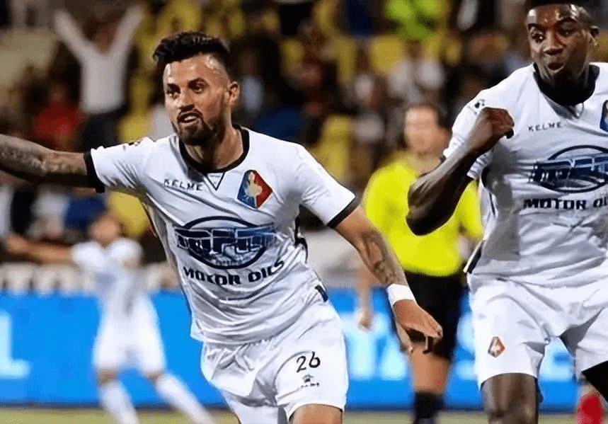 王五也表现 王五也表现