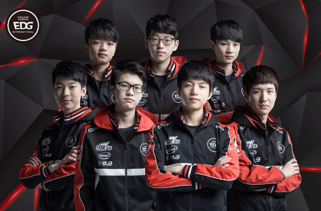 让球迷们热 让球迷们热