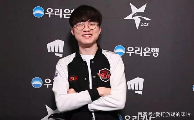 [英超]拉克鲁瓦头球击中横梁 马特塔补射破门.