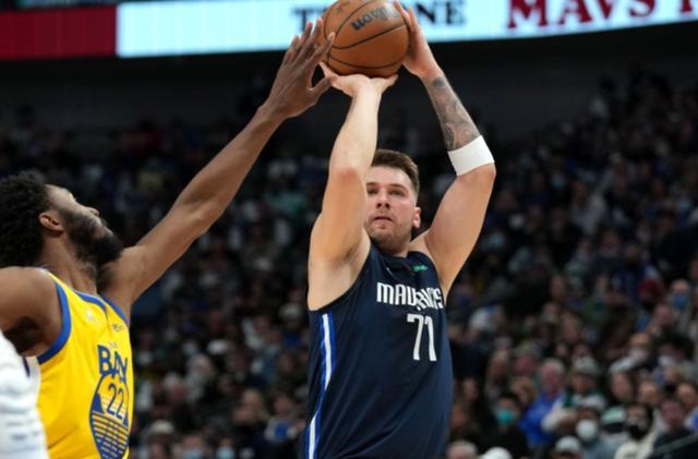 穆勒：我的背包里装了许多高光时刻和奖杯；目前身体状态不错