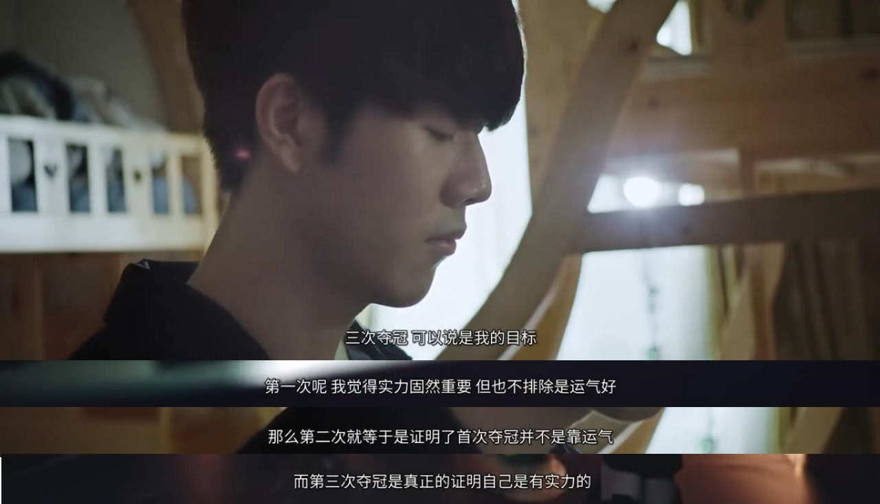 足球国足助教透露球队新目标：冲击小组第一