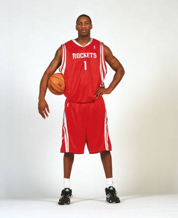 [中超]加布里埃尔突破妙传 莱昂纳多推射建功